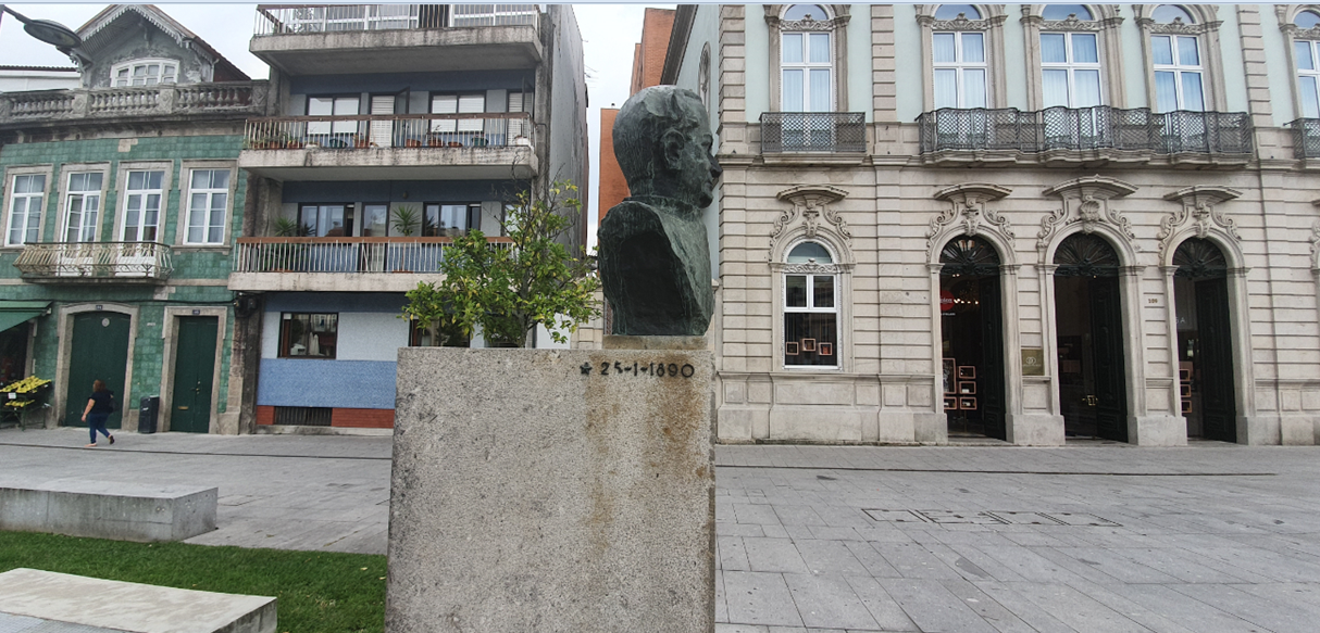 Physician and surgeon Alberto Cruz (1).png